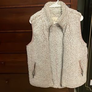 Sweater Vest Size Medium Cream Color